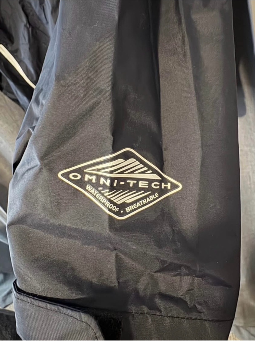 Columbia rain jacket - Picture 5 of 5
